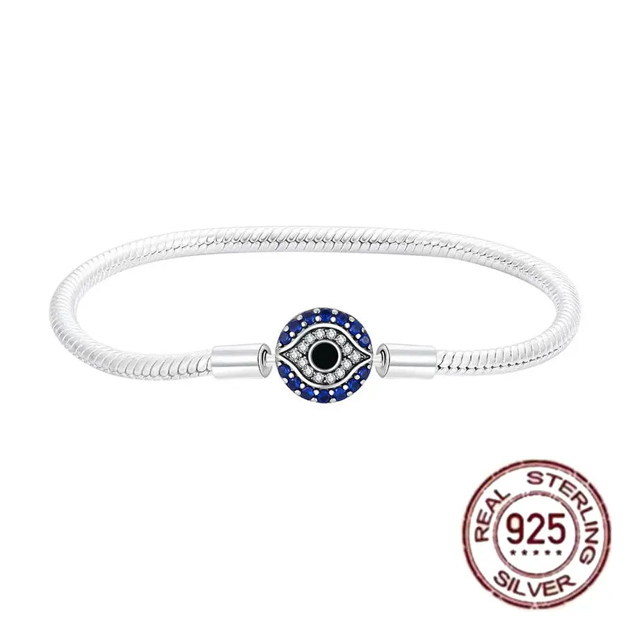 The new hot item, Disney Charm Bead Pendant, is compatible with the original DIY 925 sterling silver bracelet, making it an idea