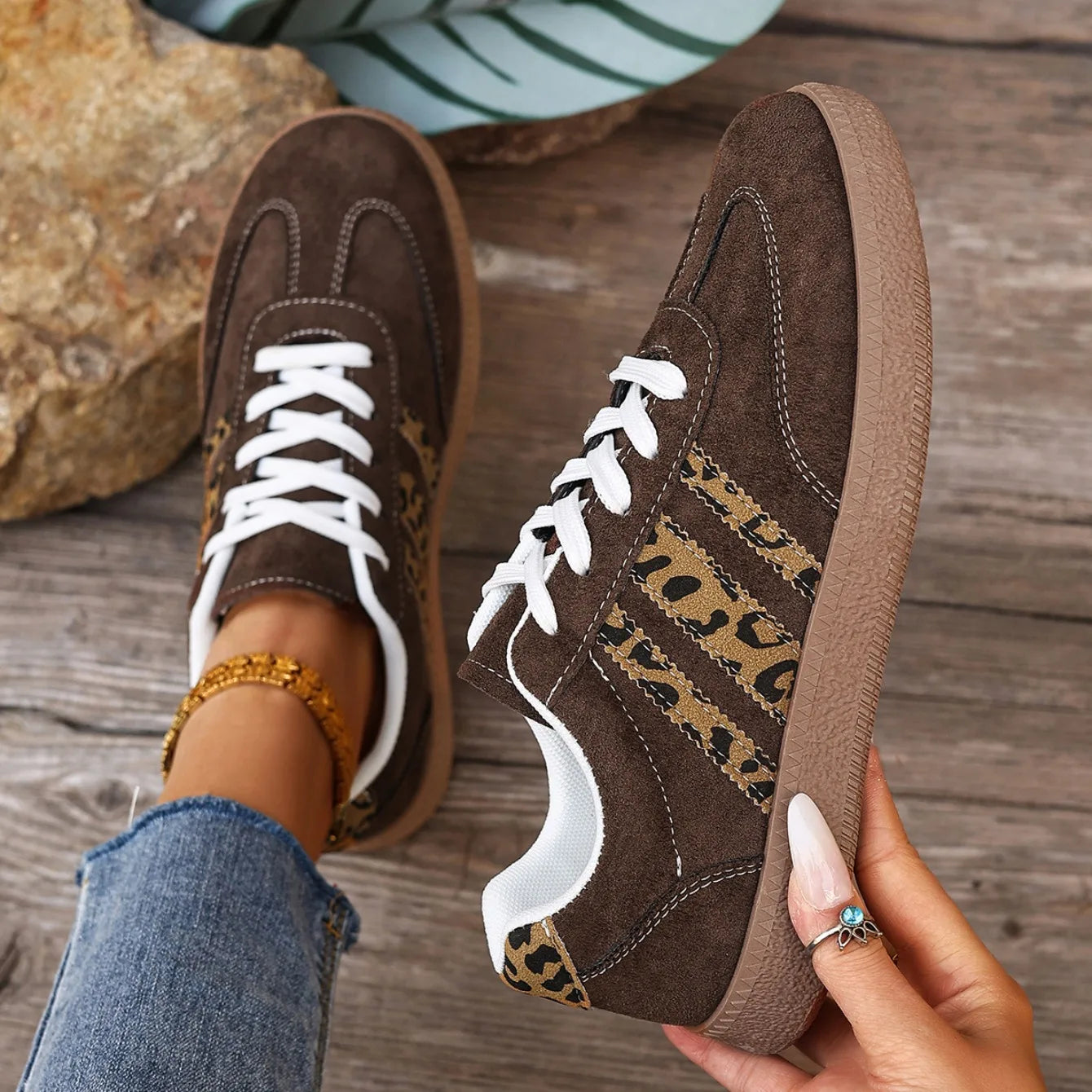 2025 New Women Sneakers Fashion Classical Shoes Luxury Designer Comfortable Shoes for Women Brand Outdoor Casual Sneakers Women