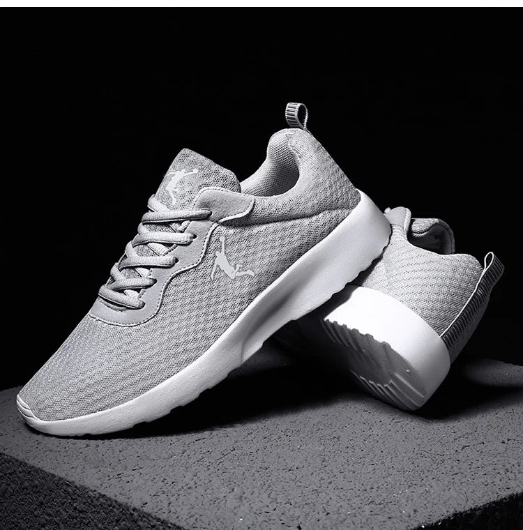 Men's casual sports shoes cushioning breathable lightweight mesh running shoes fashion comfortable soft-soled walking shoes