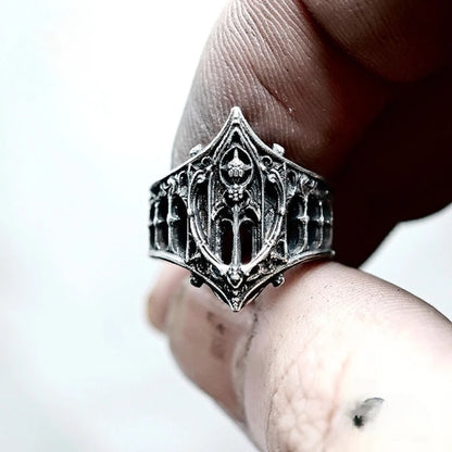 Retro Personality Ancient Silver color Hollowed-out Relief Crown Castle Rings for Women Men Halloween Fashion Gothic Jewelry