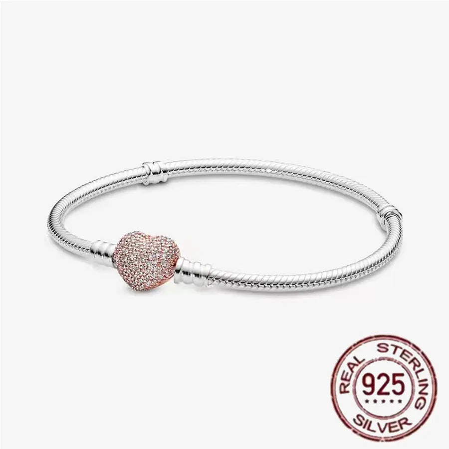 The new hot item, Disney Charm Bead Pendant, is compatible with the original DIY 925 sterling silver bracelet, making it an idea