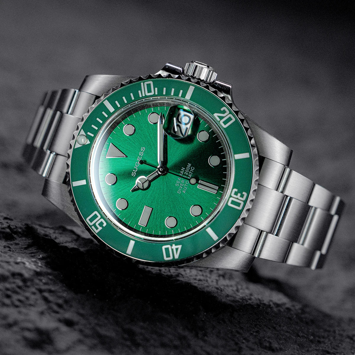 Sugess Watch of Men Diver NH35 Automatic Mechanical Wristwatch Date Sapphire Crystal Luminous Ceramic Bezel Waterproof 200M 2022