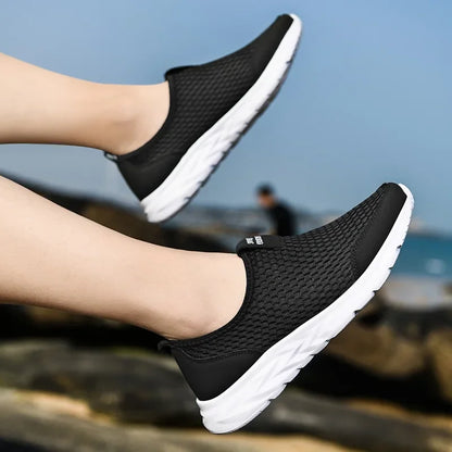 Men's Sneakers Breathable Mesh Men Casual Shoes Outdoor Non-Slip Big Size Loafers Walking Lightweight Male Tennis Shoes