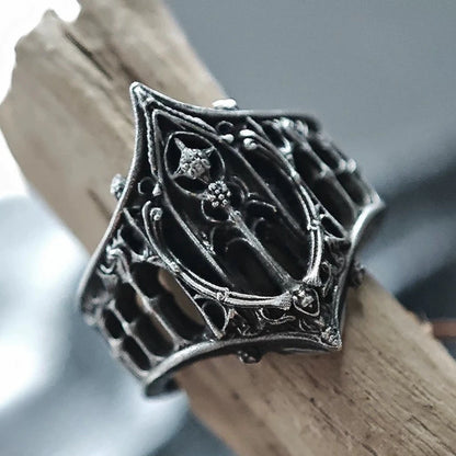 Retro Personality Ancient Silver color Hollowed-out Relief Crown Castle Rings for Women Men Halloween Fashion Gothic Jewelry
