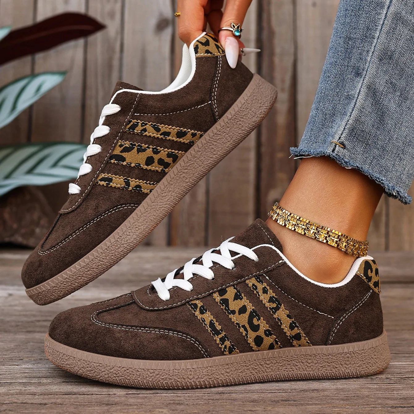 2025 New Women Sneakers Fashion Classical Shoes Luxury Designer Comfortable Shoes for Women Brand Outdoor Casual Sneakers Women