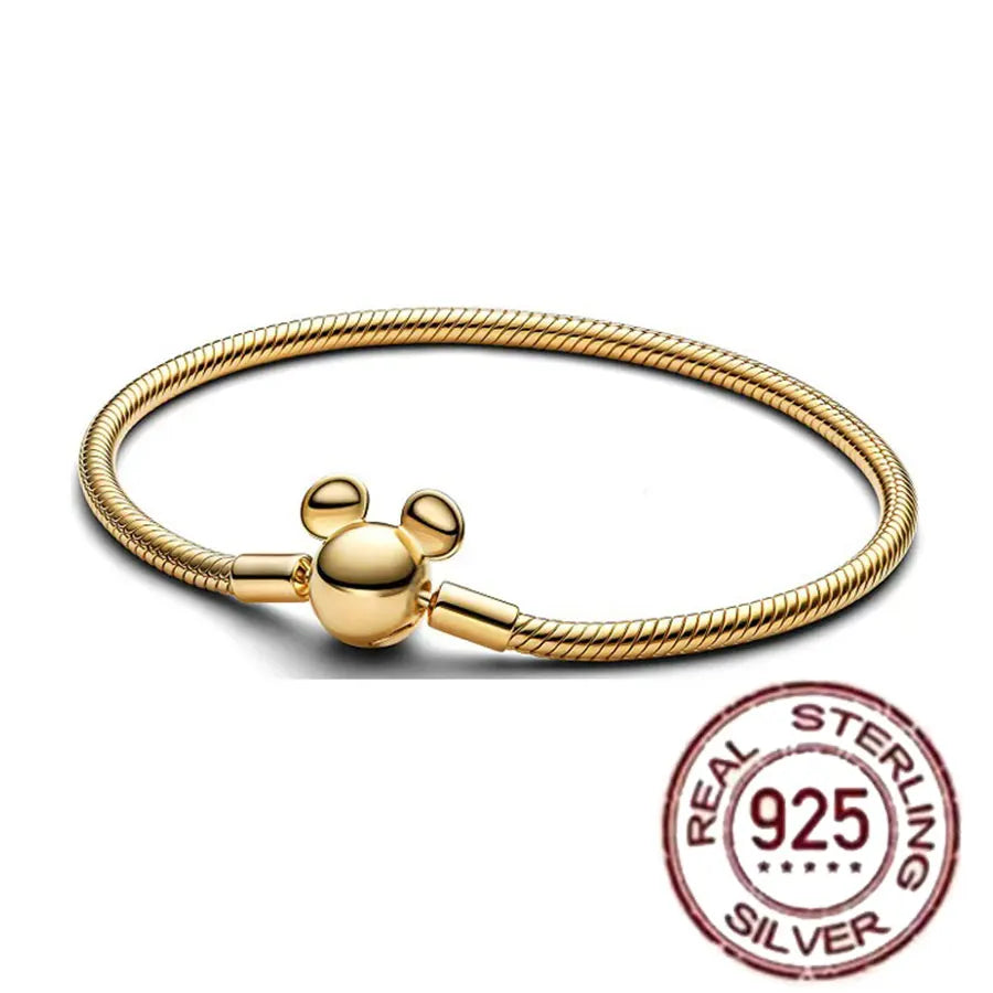 The new hot item, Disney Charm Bead Pendant, is compatible with the original DIY 925 sterling silver bracelet, making it an idea